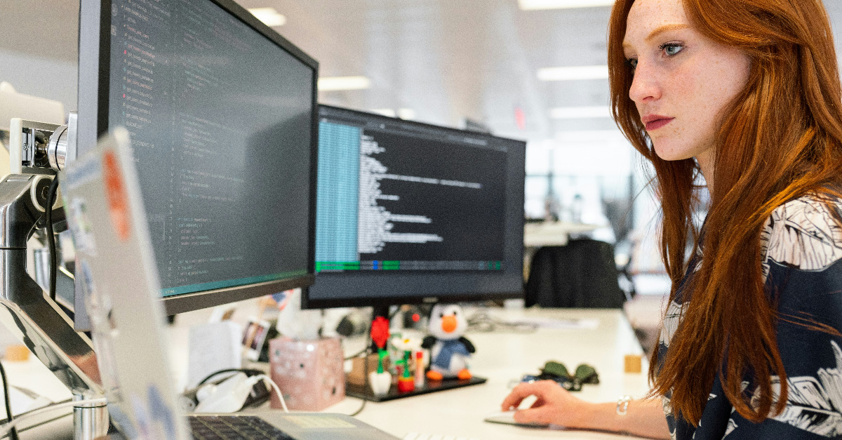 Studie: Fast jeder dritte Schweizer Job wegen KI unter Druck
